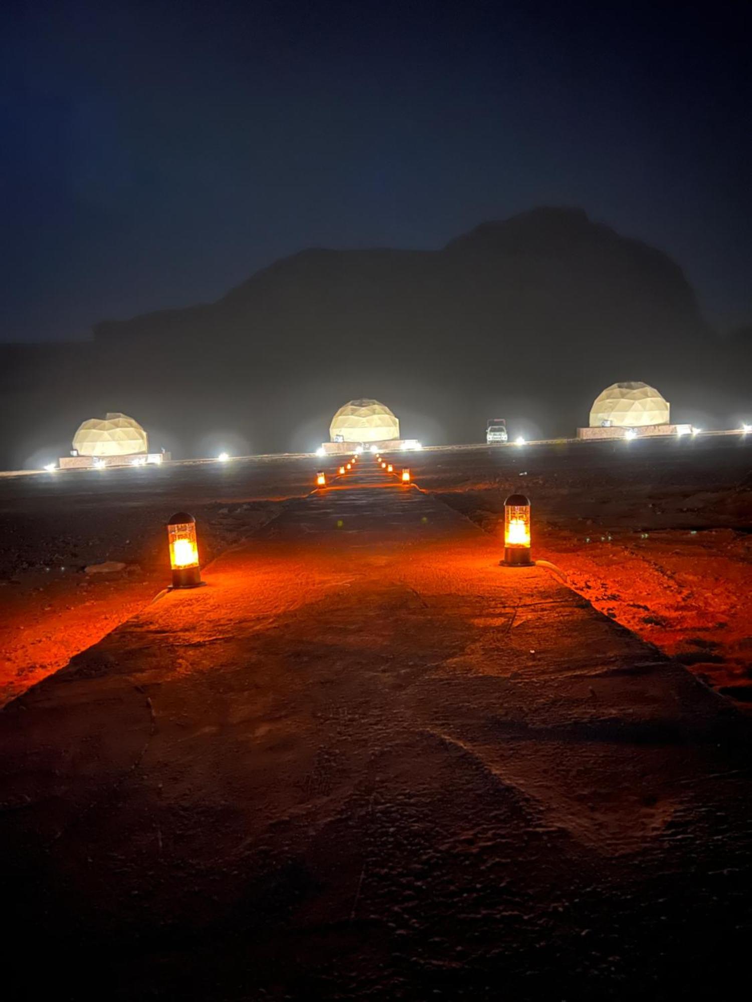 Magic Rum Hussen Wadi Rum Ngoại thất bức ảnh