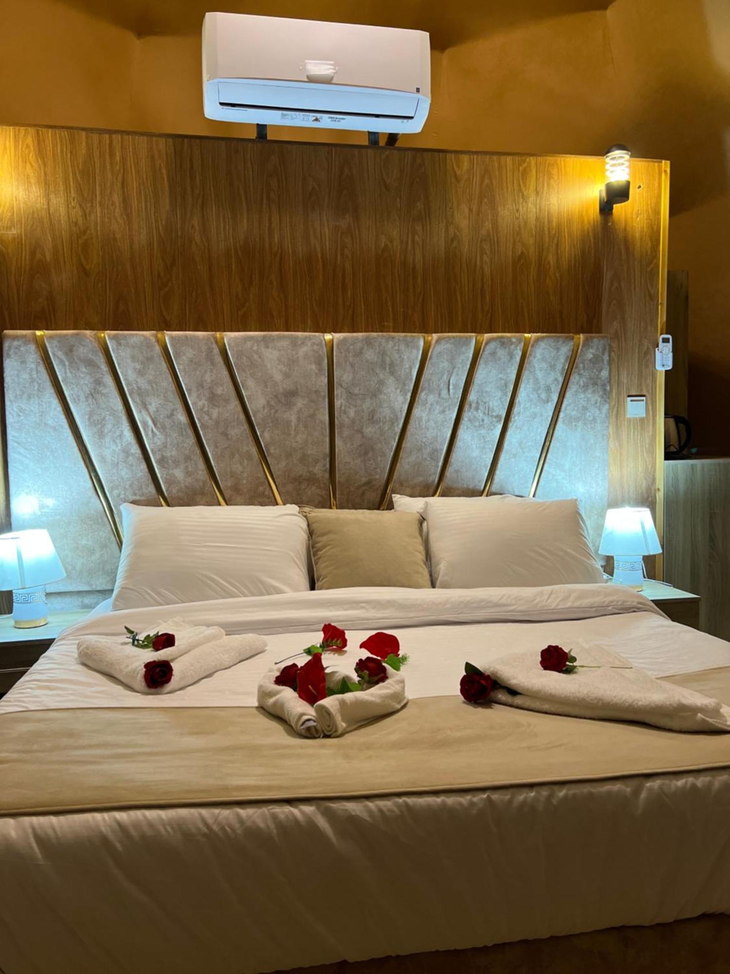 Magic Rum Hussen Wadi Rum Ngoại thất bức ảnh