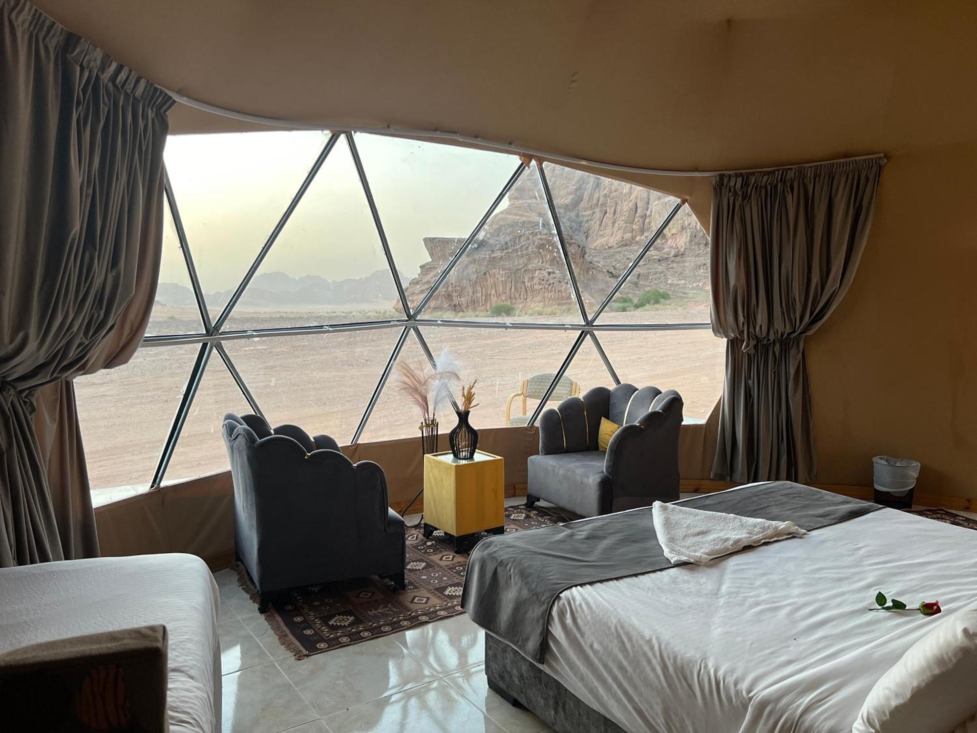 Magic Rum Hussen Wadi Rum Ngoại thất bức ảnh