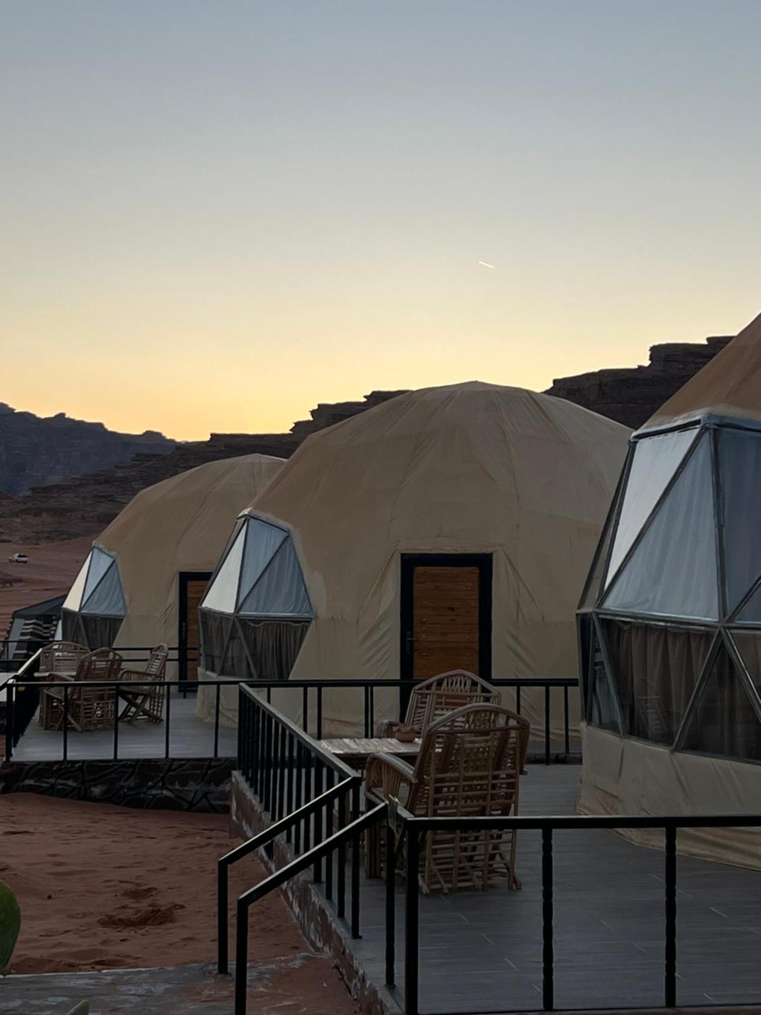Magic Rum Hussen Wadi Rum Ngoại thất bức ảnh