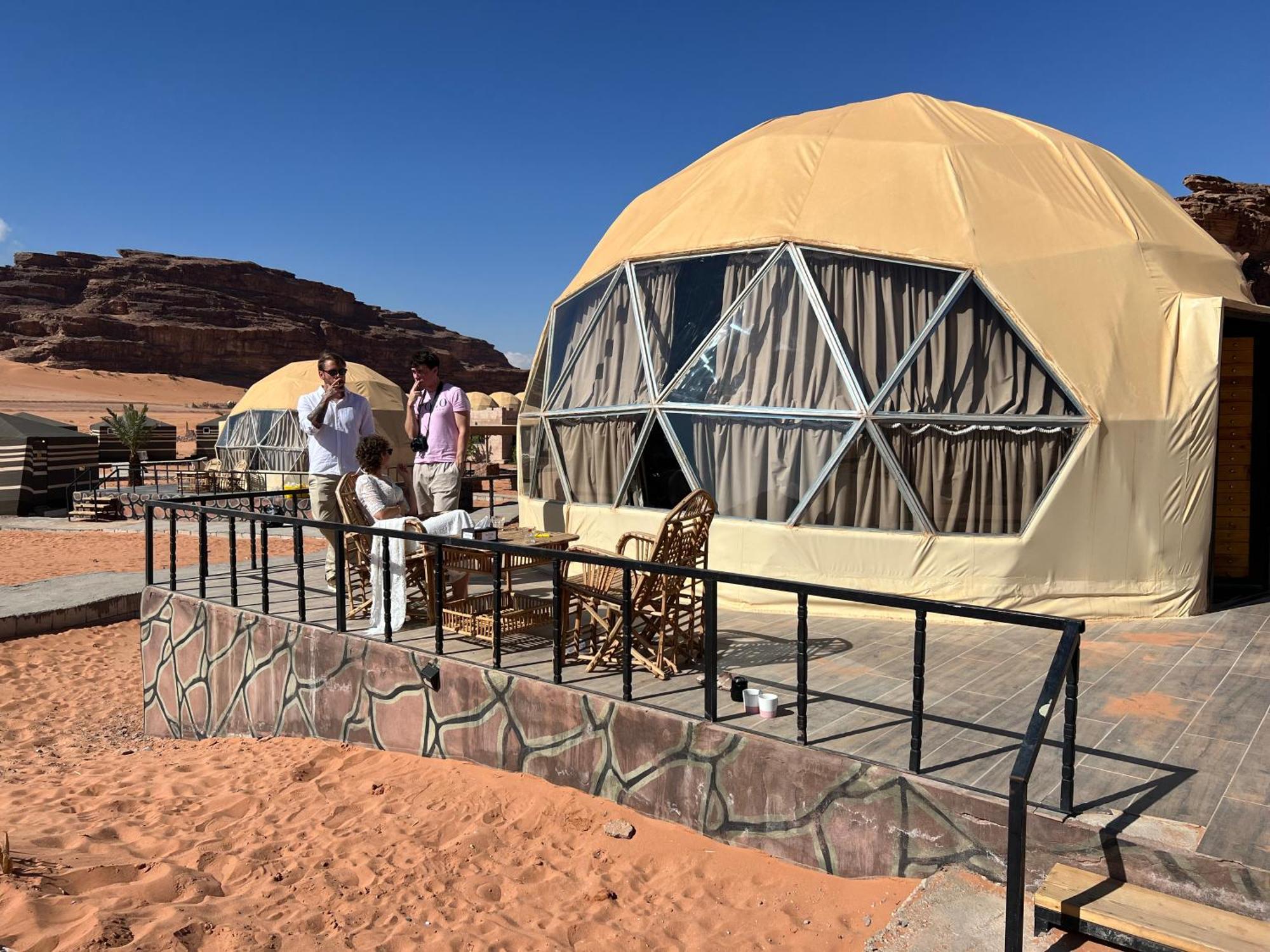 Magic Rum Hussen Wadi Rum Ngoại thất bức ảnh
