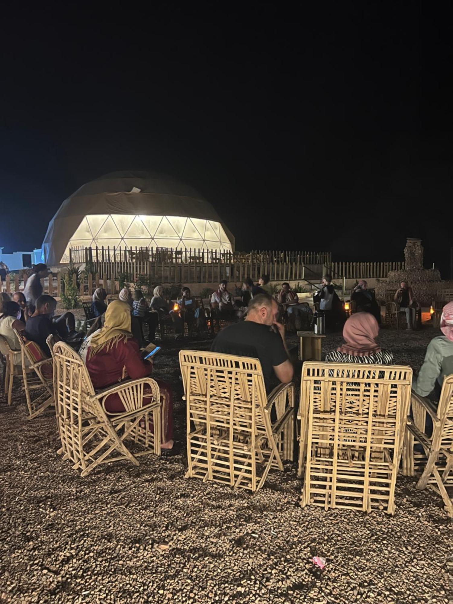 Magic Rum Hussen Wadi Rum Ngoại thất bức ảnh